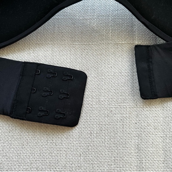 SKIMS Wireless Form Black Onyx Push-Up Bra 40F - Picture 12 of 16